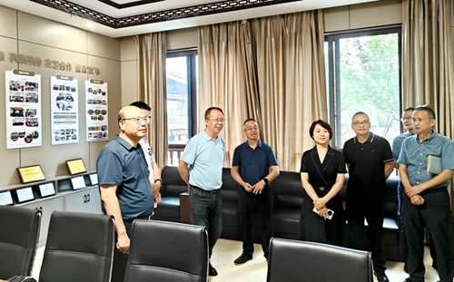 农工党绵阳市委参观我院农工党支部“党员之家”